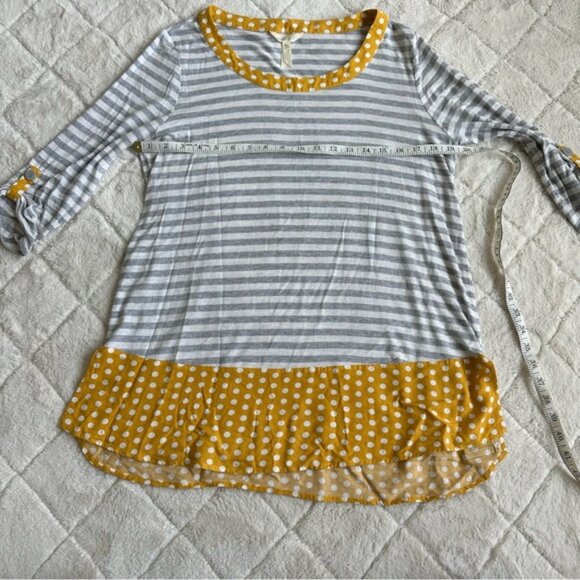 Matilda Jane | Gray & Yellow Oracle Tunic Top Stripes & Polka Dots | Size Medium - Picture 10 of 11